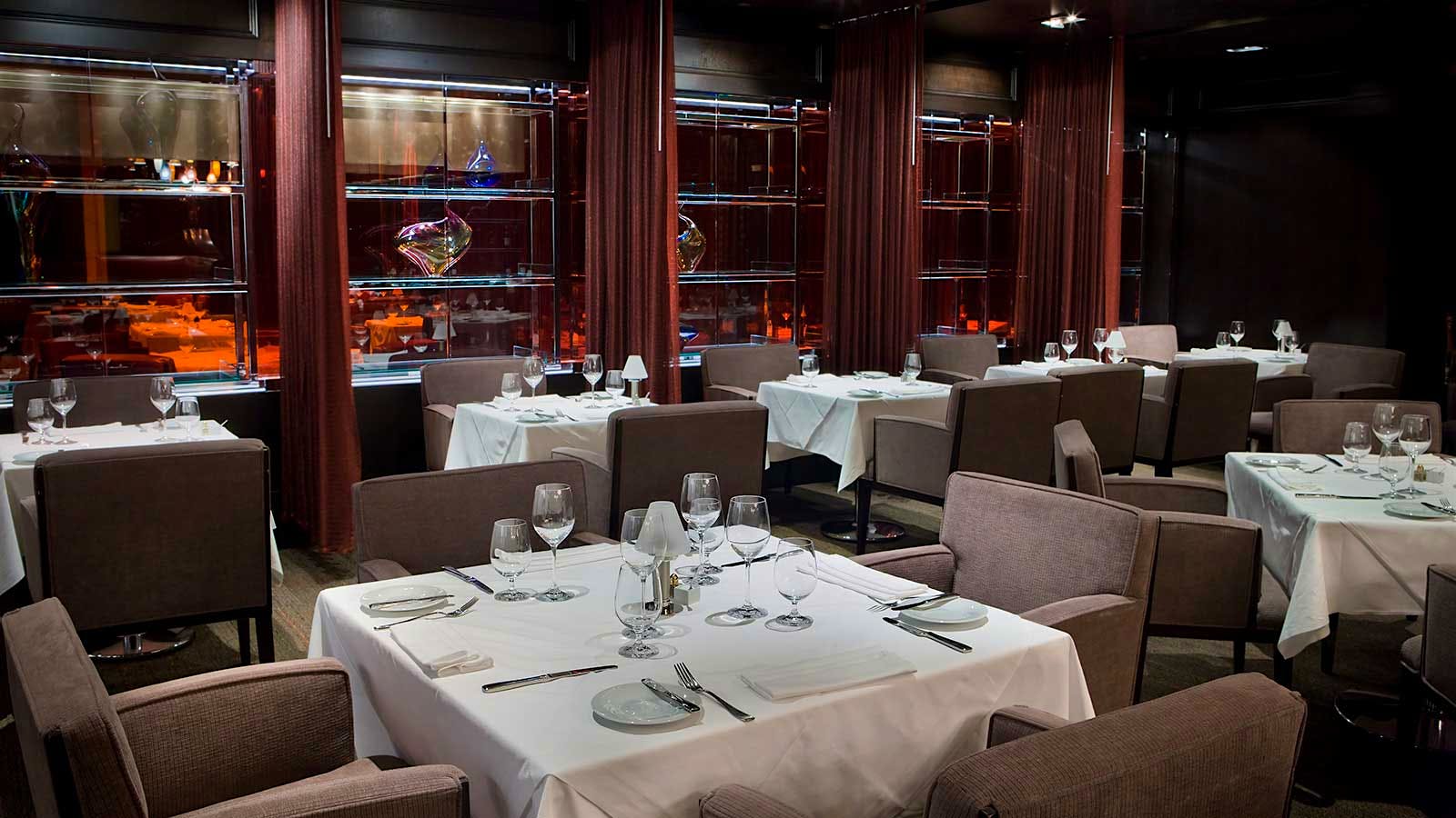 Ponte Vecchio dining room