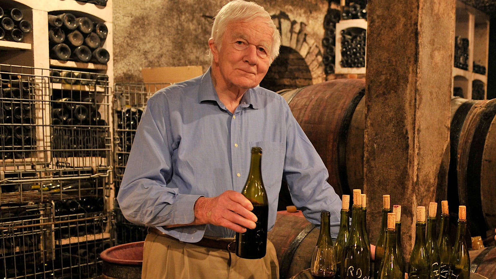 Burgundy Vintner Michel Lafarge Dies at 91