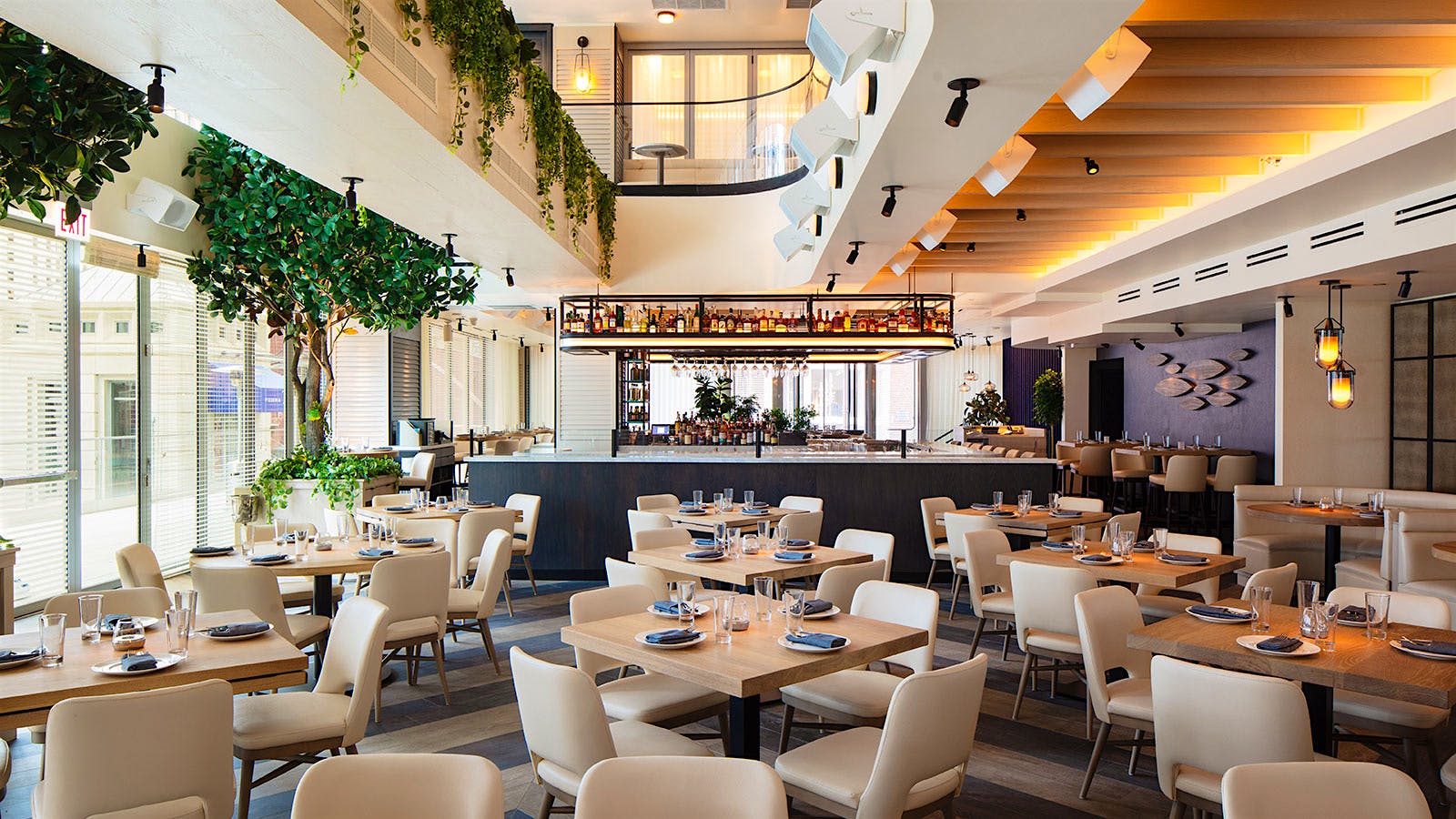 RPM Seafood dining room