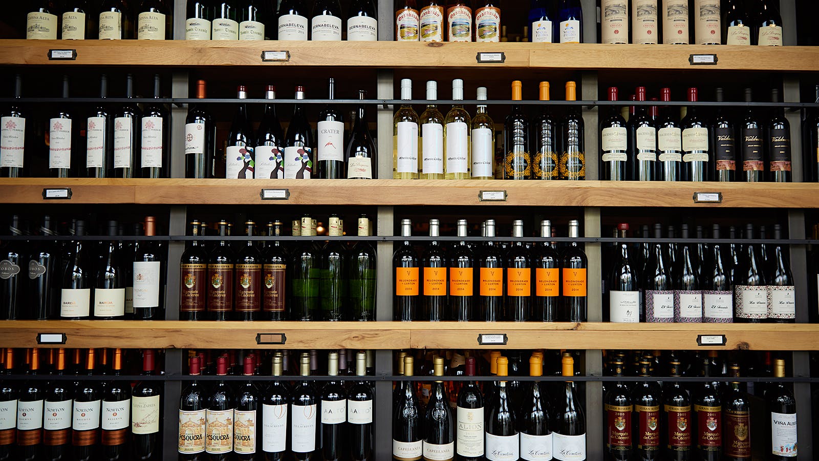 10 Grand Award–Winning Wine Lists You Can Get To-Go