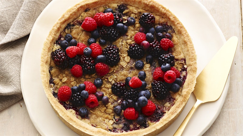 Mixed Berry Tart with Oatmeal Streusel
