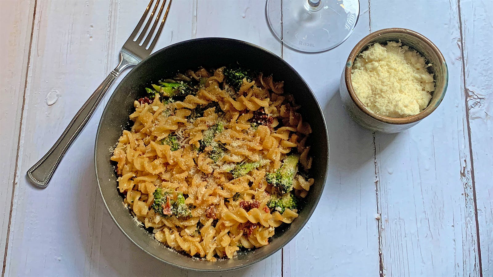 8 & $20: Cheesy Broccoli Pasta with Sun-Dried Tomato and Grechetto
