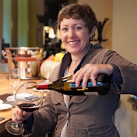 虽然她作为 Dry Creek Kitchen 的葡萄酒总监进入了酒店业，但 Erin Miller 继续她自己的酿酒项目。 “这就是我。我不能不酿酒，”她说。从酿酒师到葡萄酒总监：索诺玛的艾琳米勒