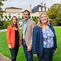 Lillian Barton Sartorius, right, and her children Melanie and Damien maintained Léoville Barton's reputation as a top value.2021 Bordeaux Futures Campaign Prices and Analysis