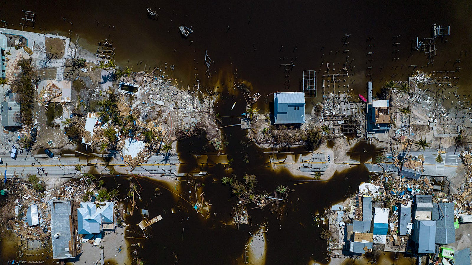 Restaurants Across Florida Weather Hurricane Ian, Respond With Help for