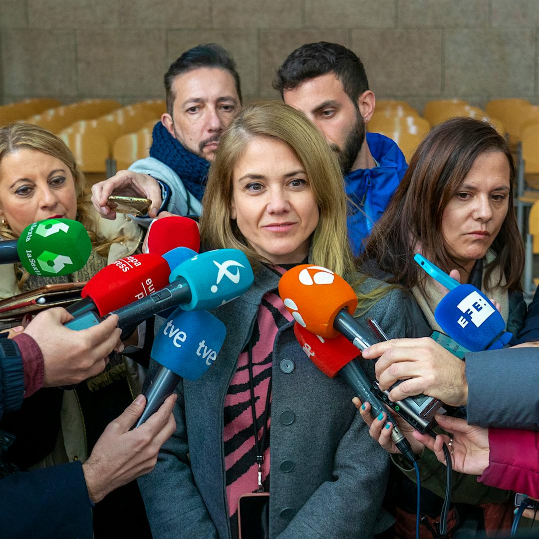 Defense lawyer Sylvia Cordoba spoke with press at the Provincial Court of Caceres on Feb. 15.