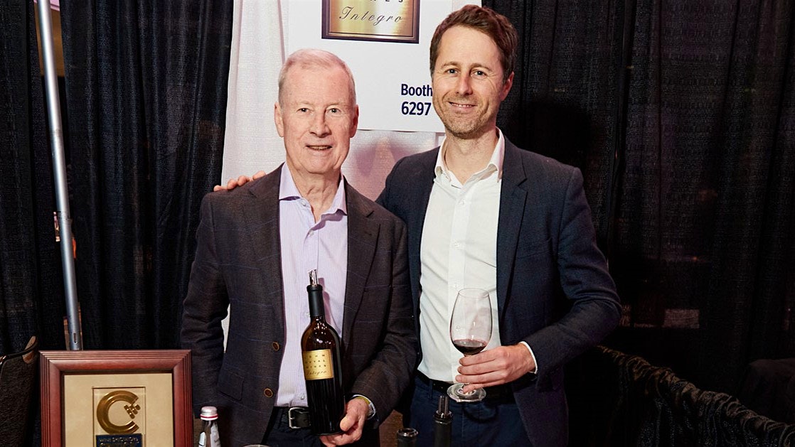  Australian vintner John Duval (left) and his eldest son, Tim, with the John Duval Cabernet Sauvignon Barossa Integro 2017 at Wine Spectator's Grand Tasting.
