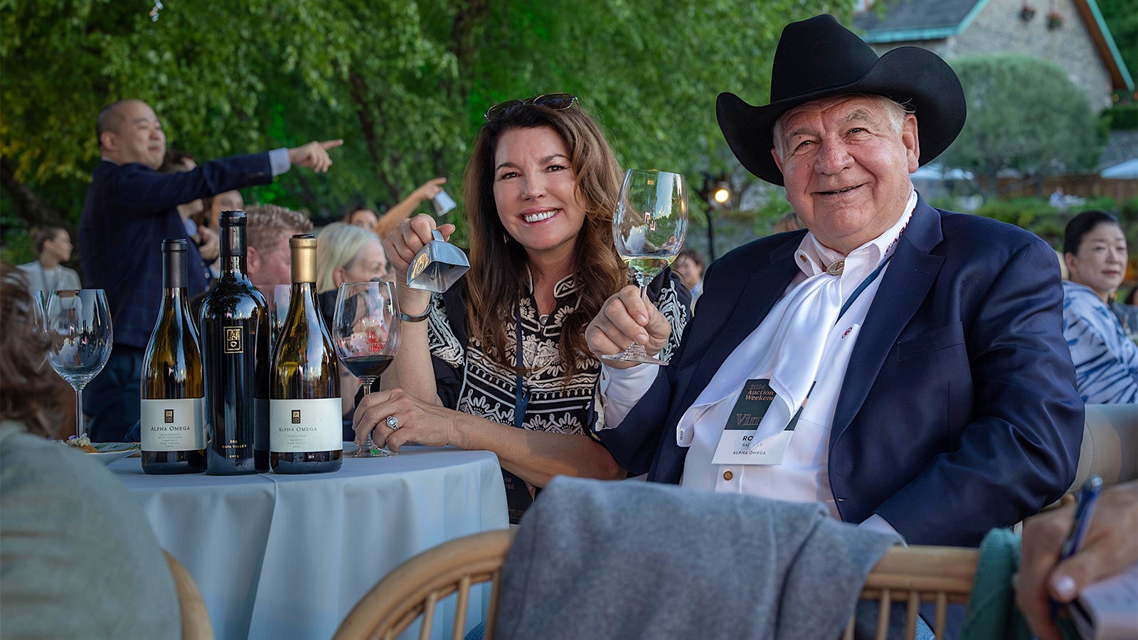  Michelle and Robin Baggett of Alpha Omega at Auction Napa Valley.