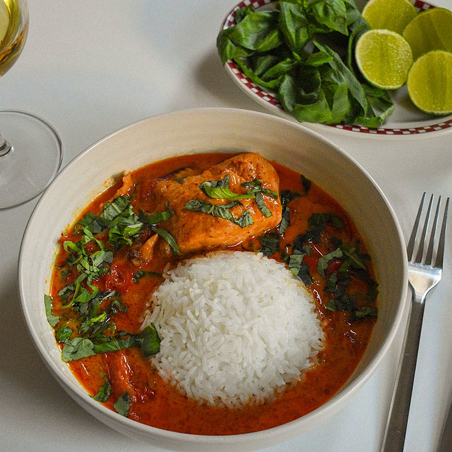 Early autumn is a great time to make a creamy, spicy-sweet curry and serve it with a bright white that can handle the dish's complexity.