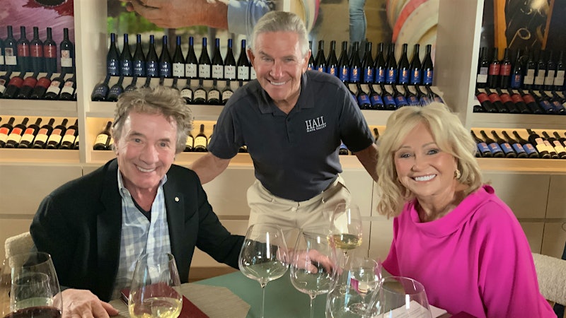 Martin Short Joins Kathryn Hall for a Palm Springs Wine Tasting