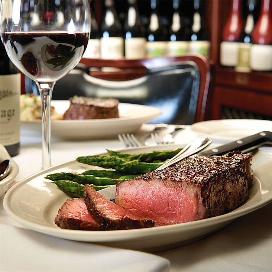 Grand Award winner Pappas Bros. Dallas is one of the finest steak houses in the country.