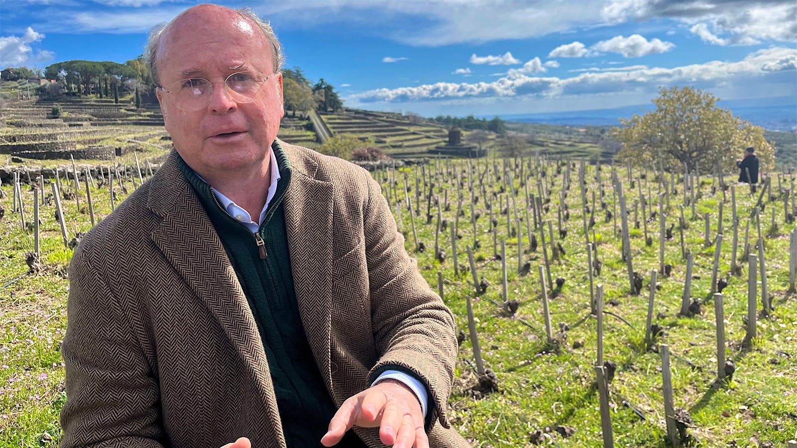  Baron Arnaldo Spitaleri standing in one of Castello Solicchiata&rsquo;s terraced vineyards on a slope