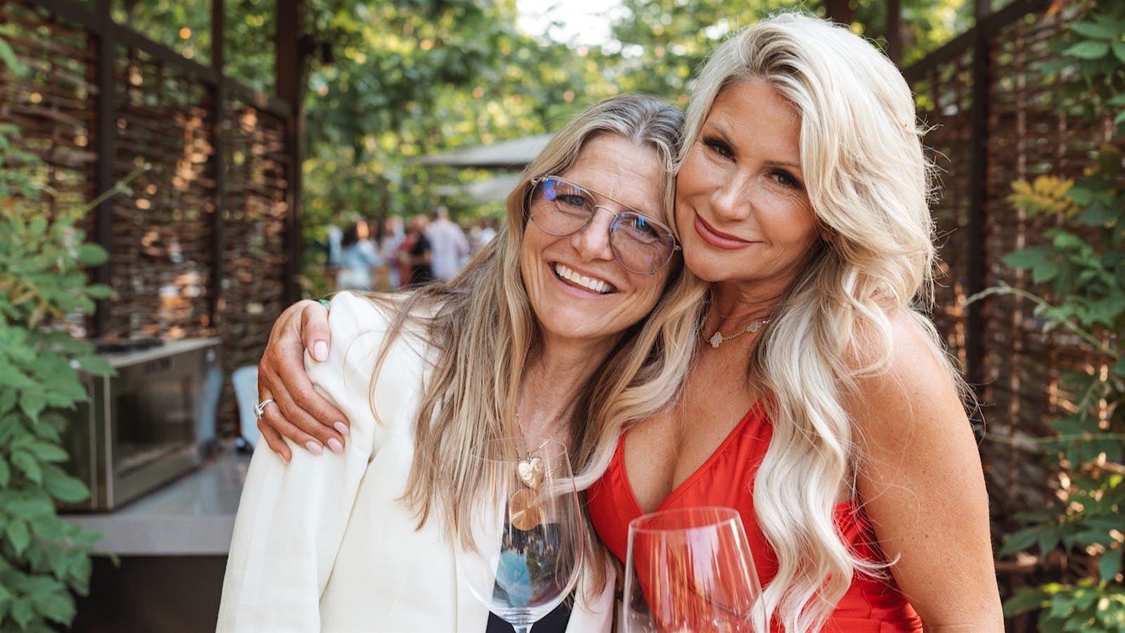  Annie Favia, left, and Michelle Truchard at the 2025 Wine Spectator Bring Your Own Magnum Party in Napa Valley.