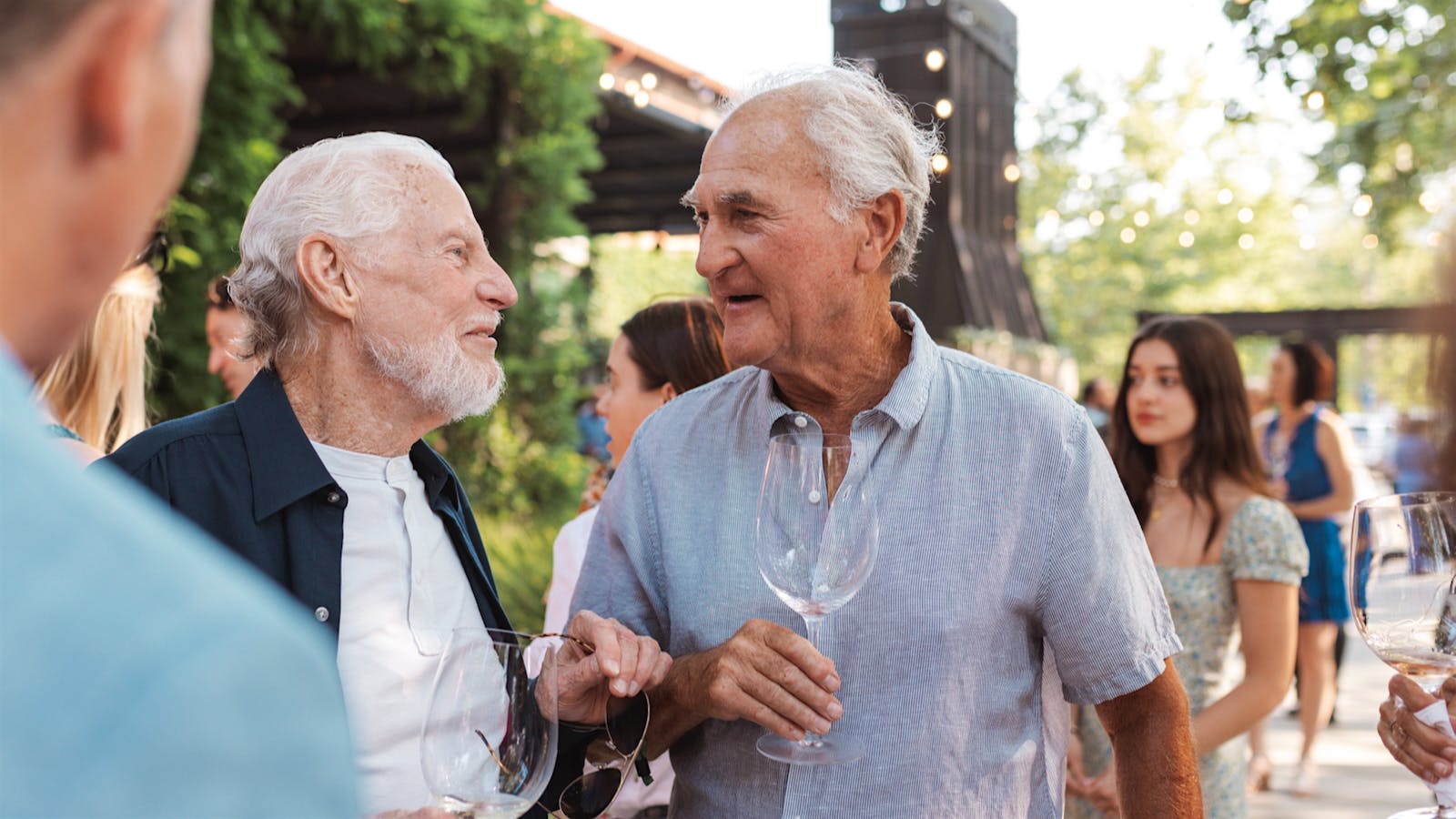  Bill Harlan, left, and Ric Forman at the 2025 Wine Spectator Bring Your Own Magnum Party in Napa Valley.