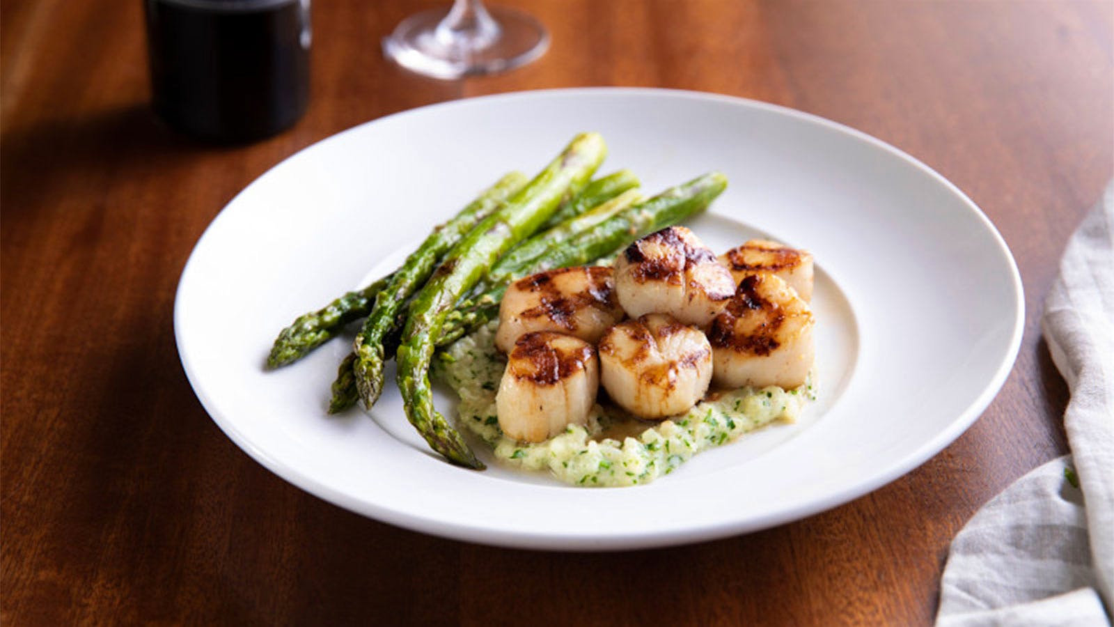  Scallops with asparagus from Seasons 52