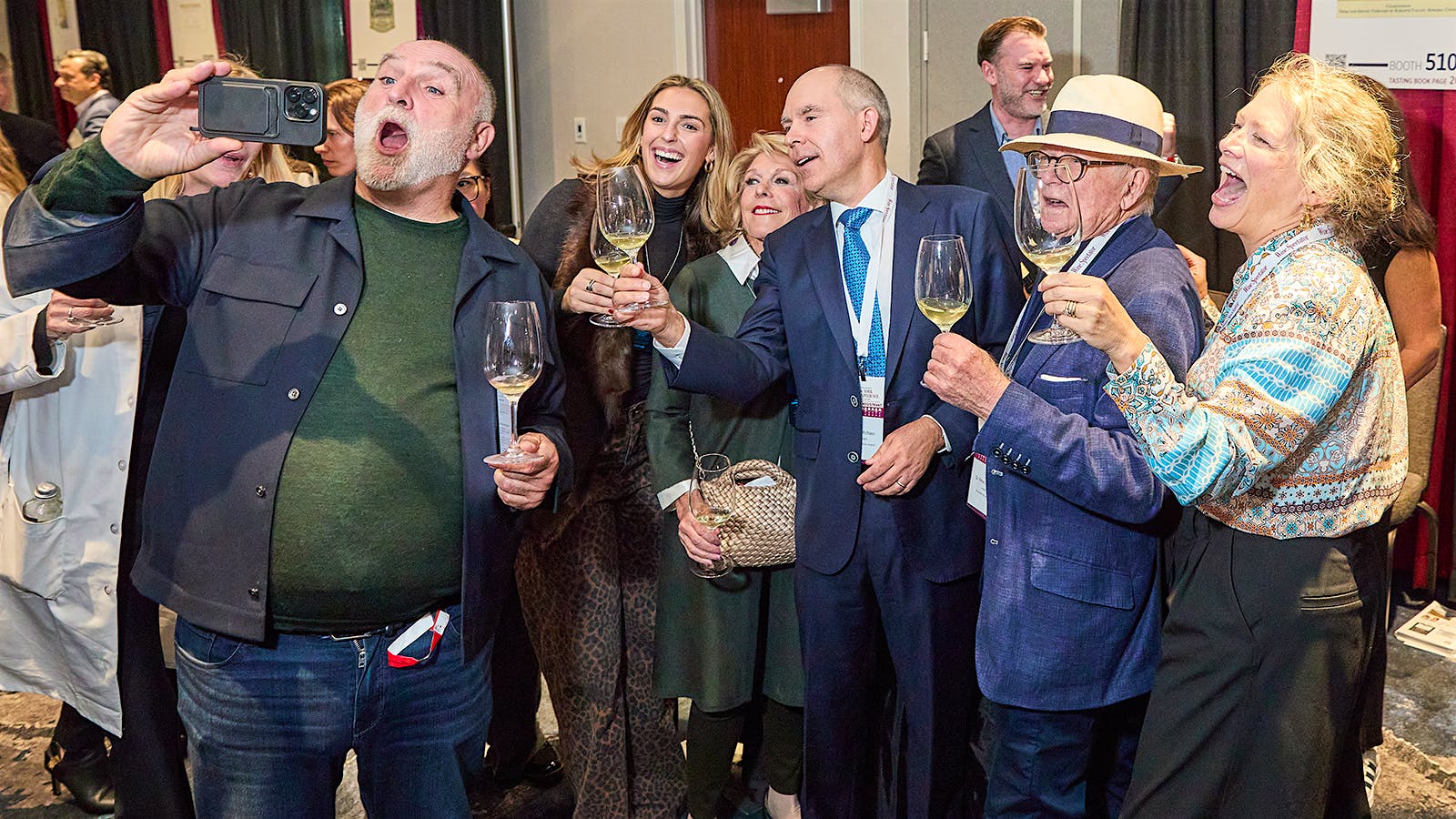  Chef José Andrés and guests at the Critics’ Choice Grand Tastings at the 2025 New York Wine Experience at the New York Marriott Marquis.