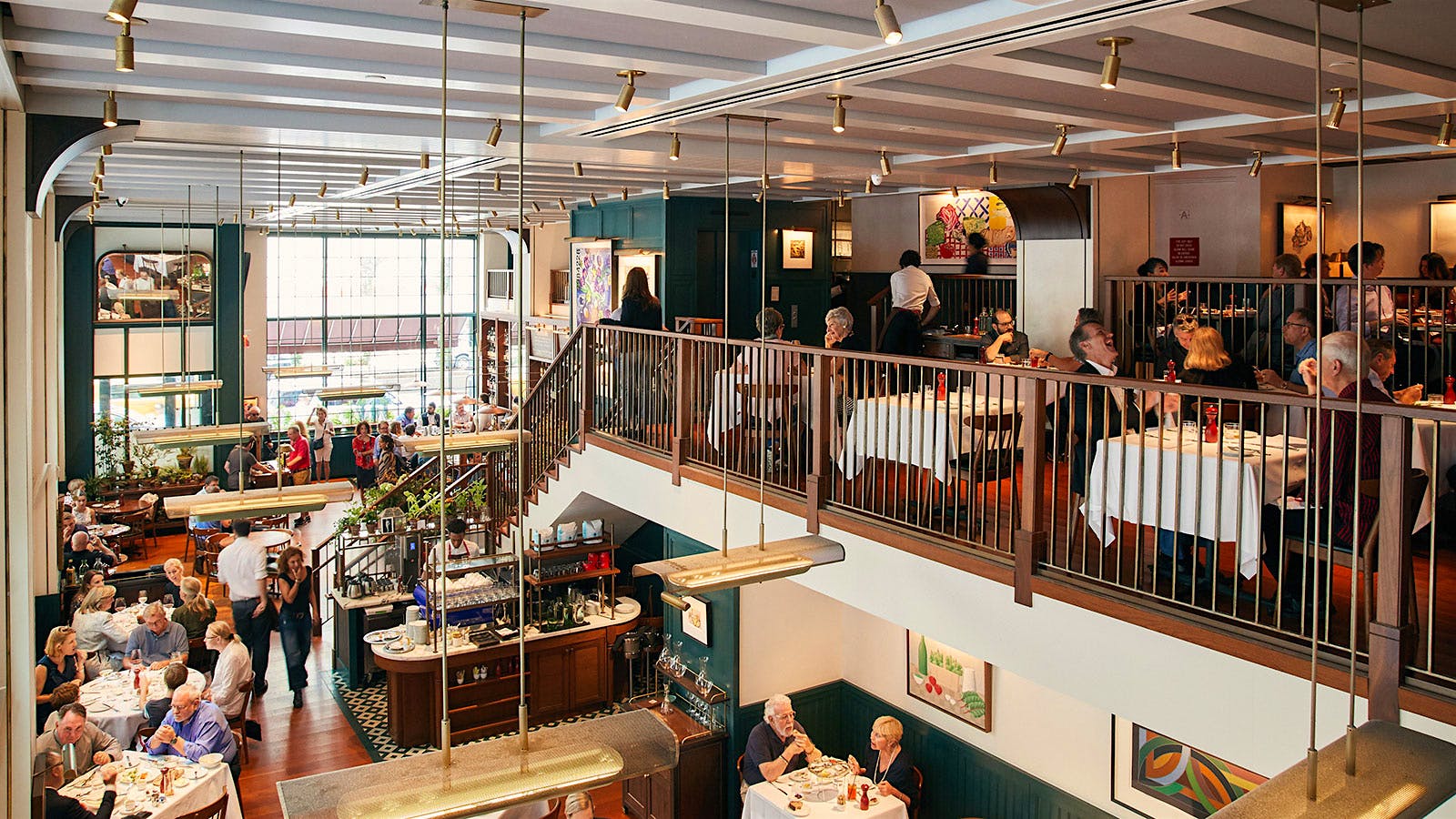  Union Square Cafe in New York City.] 