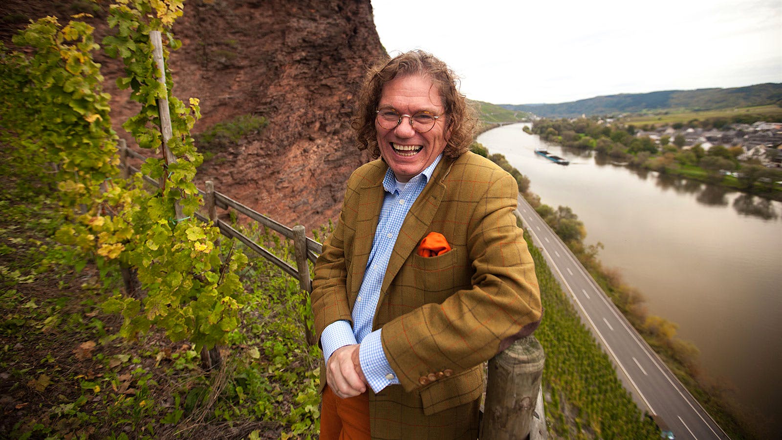  Ernst Loosen in a Mosel vineyard