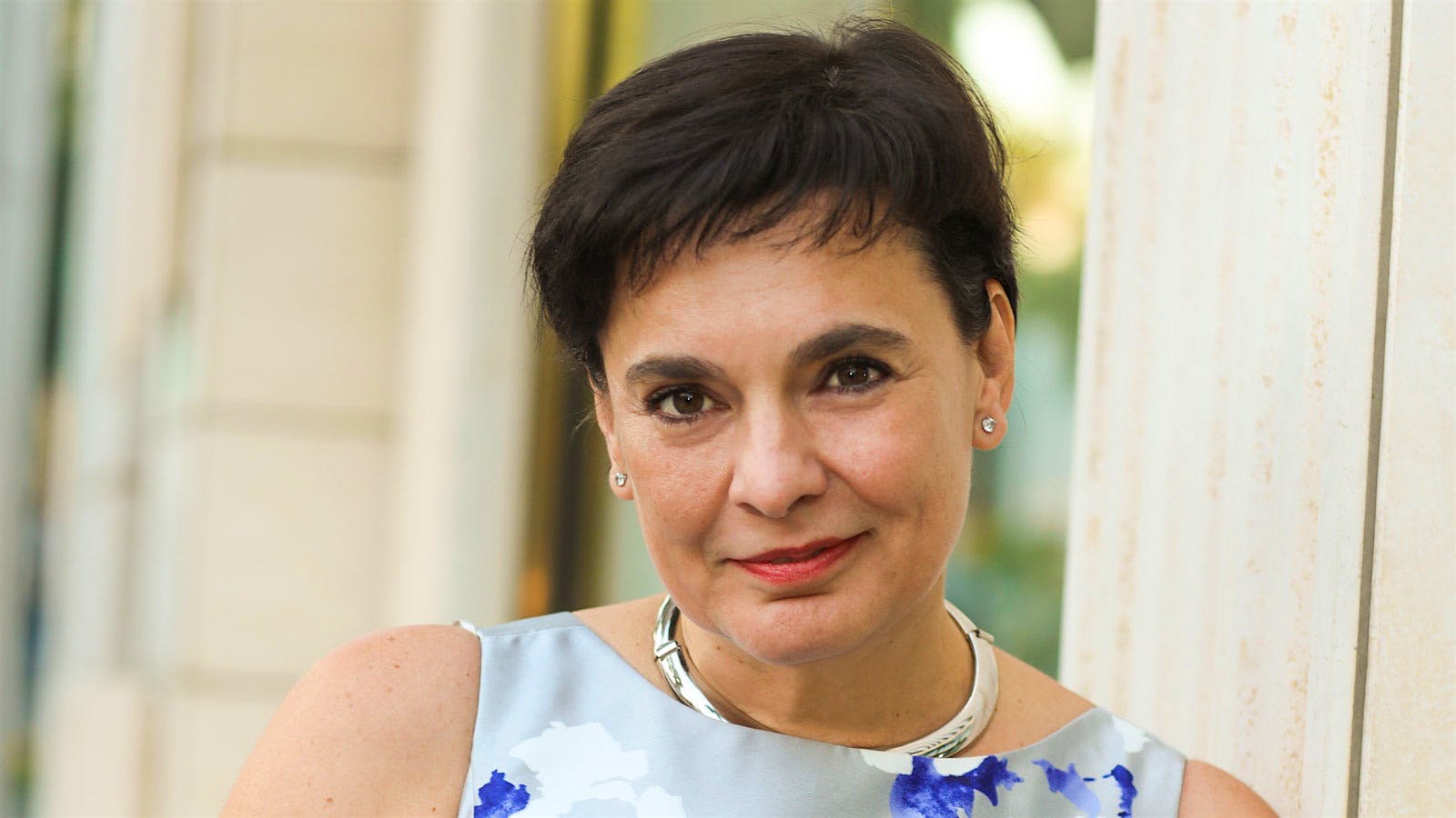  St. Sup&eacute;ry CEO Emma Swain.] 
