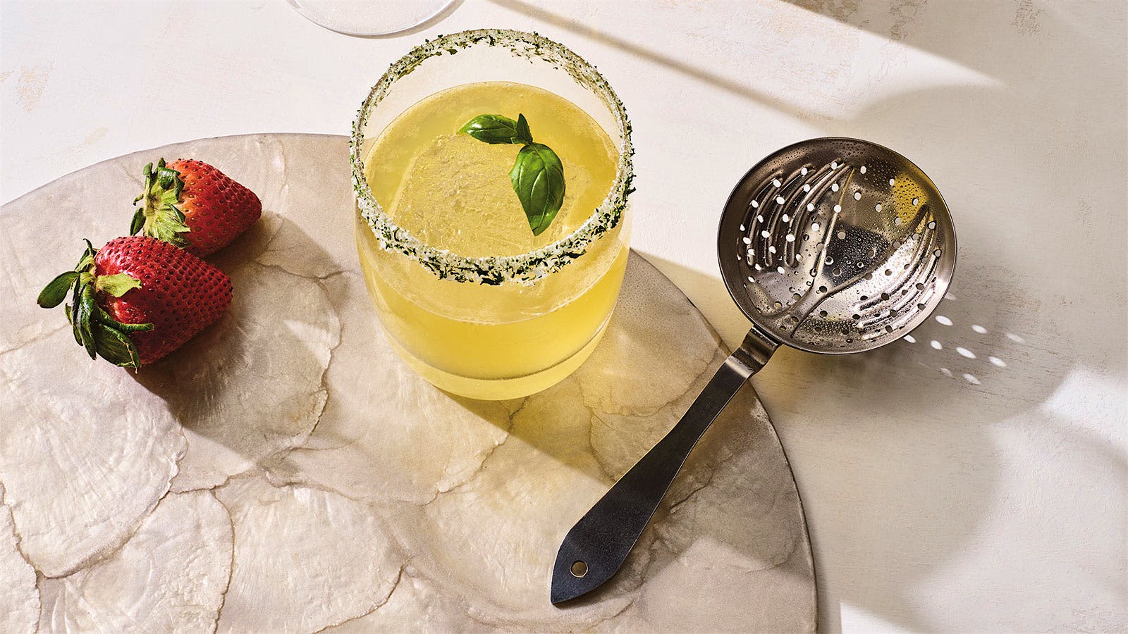 A glass of the Chef Water cocktail.
