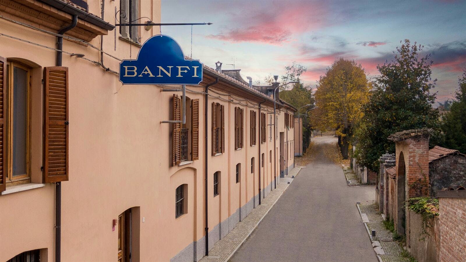 Thieves Steal 3,300 Bottles of Sparkling Wine From Castello Banfi's Piedmont Facility