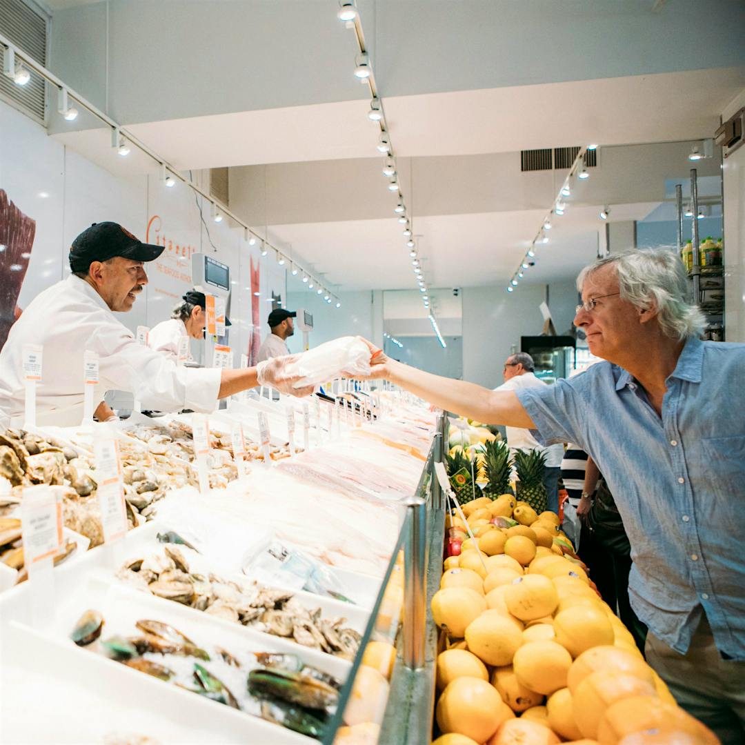 At Citarella market in New York, shoppers rely on expert advice to find the freshest seafood.