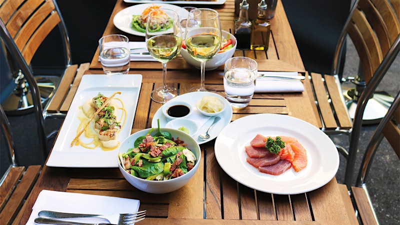 Seafood & Sauvignon Feast