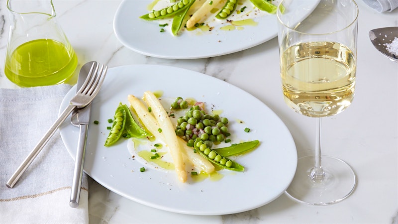 White Asparagus with Sauvignon Blanc