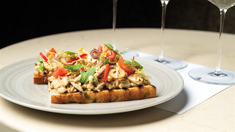 Aldo Sohm's Second Tasting: Sauvignon Blanc and Tuna Tartine