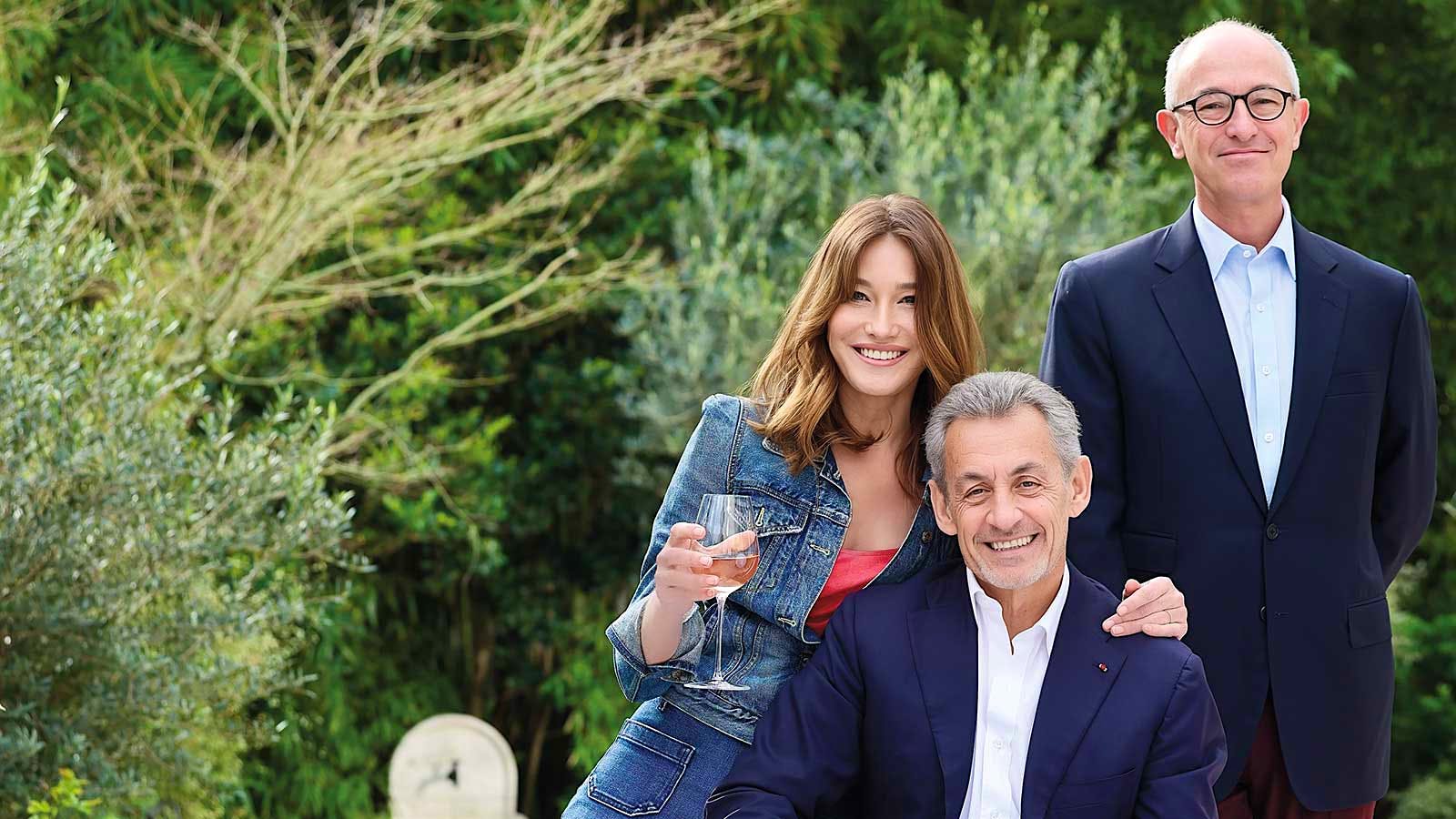 From left to right: Carli Bruni, Nicolas Sarkozy and Jean-Guillaume Prats on the grounds of Château d’Estoublon in Provence, France