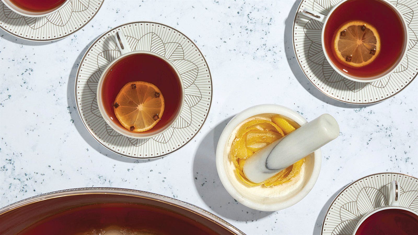 Chilly Bourbon Toddy Punch] 
